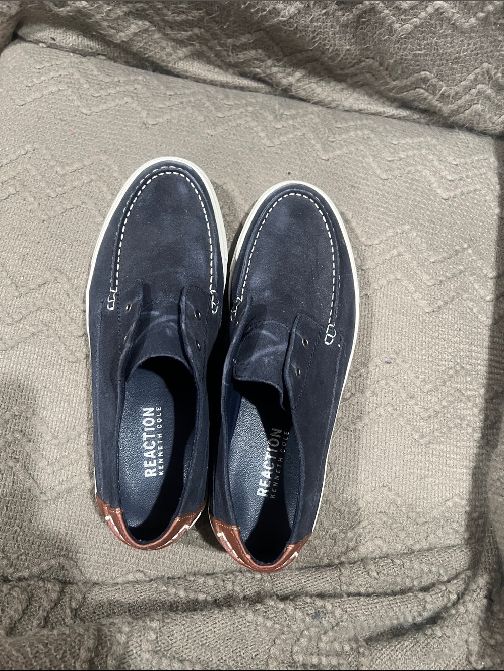 Kenneth Cole Reaction Navy Suede Slip-On Boat Shoes with Brown Heel Accents